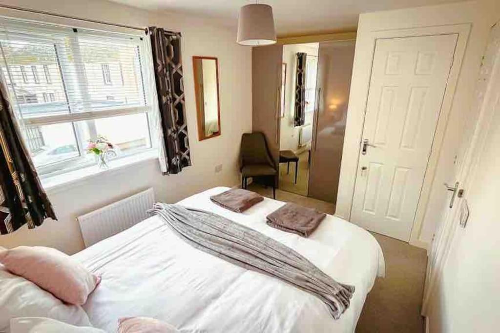 Loch Leven Getaway - 2 Bed House Apartment Kinross Exterior photo